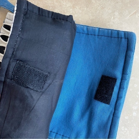 Colorado Flag Themed small to medium sized shoulder bag by Rising International. - Picture 16 of 16